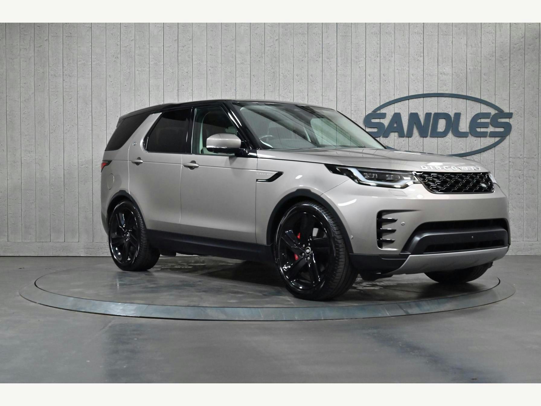 Land Rover Discovery 3.0 D300 Mhev Hse Auto 4wd Euro 6 (s/s) 5dr Suv 2022
