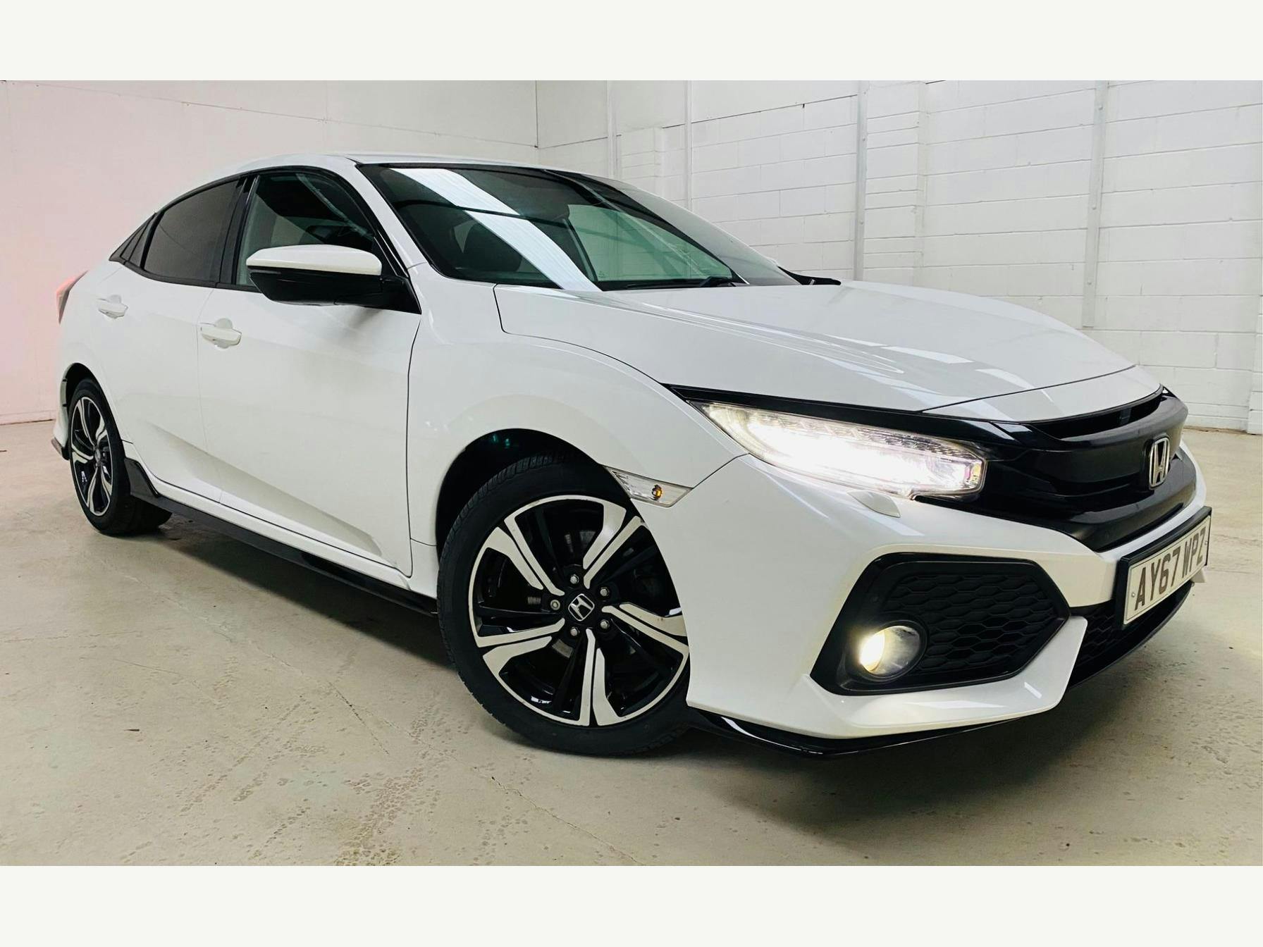 Honda Civic 1.5 Vtec Turbo Sport Euro 6 (s/s) 5dr Hatchback 2017