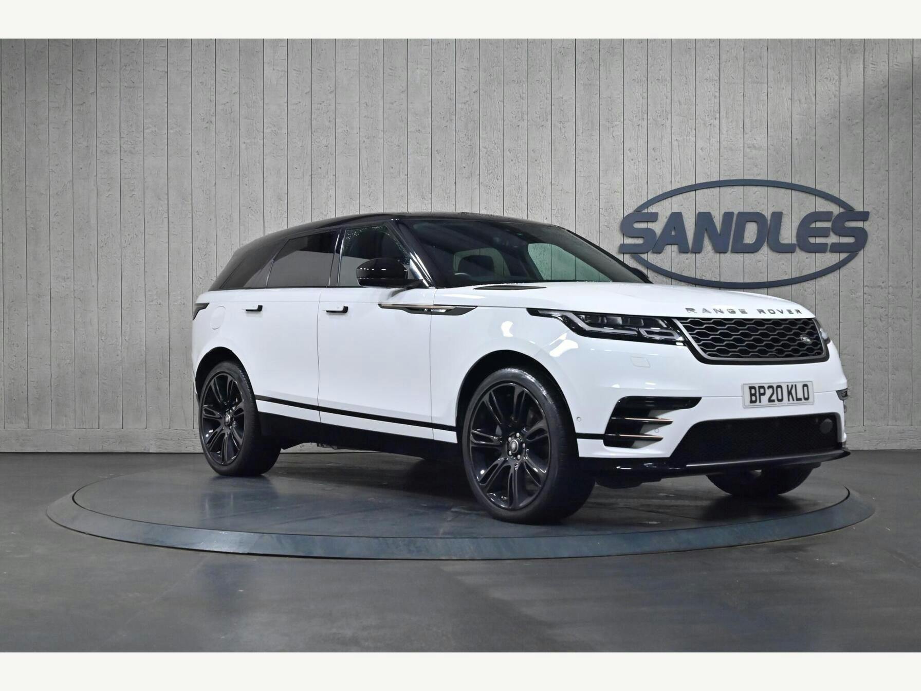 Land Rover Range Rover Velar 3.0 D300 R-dynamic Hse Auto 4wd Euro 6 (s/s) 5dr Suv 2020
