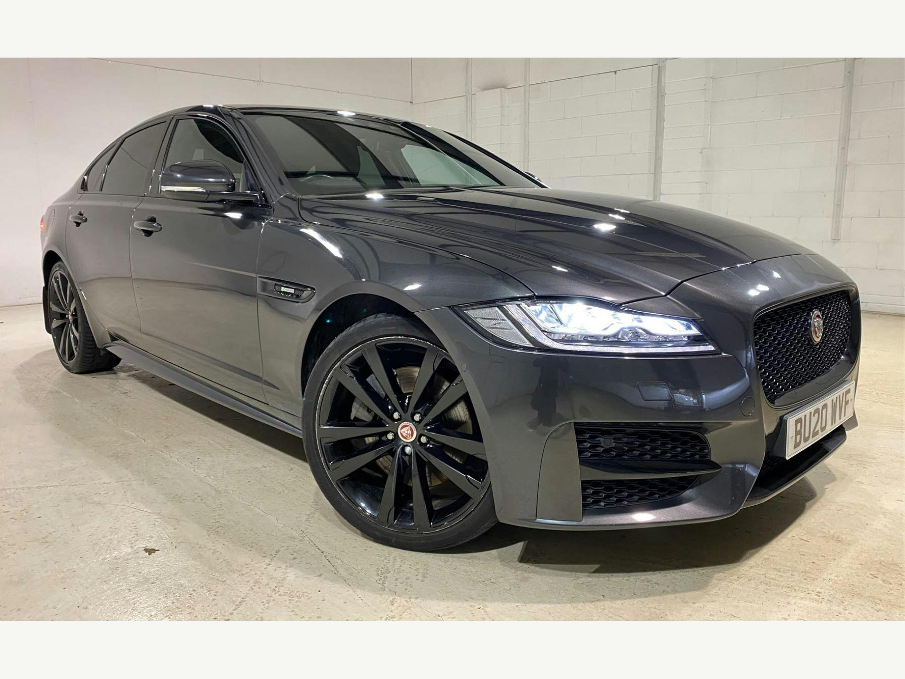 Jaguar XF 2.0i R-sport Auto Awd Euro 6 (s/s) 4dr Saloon 2020