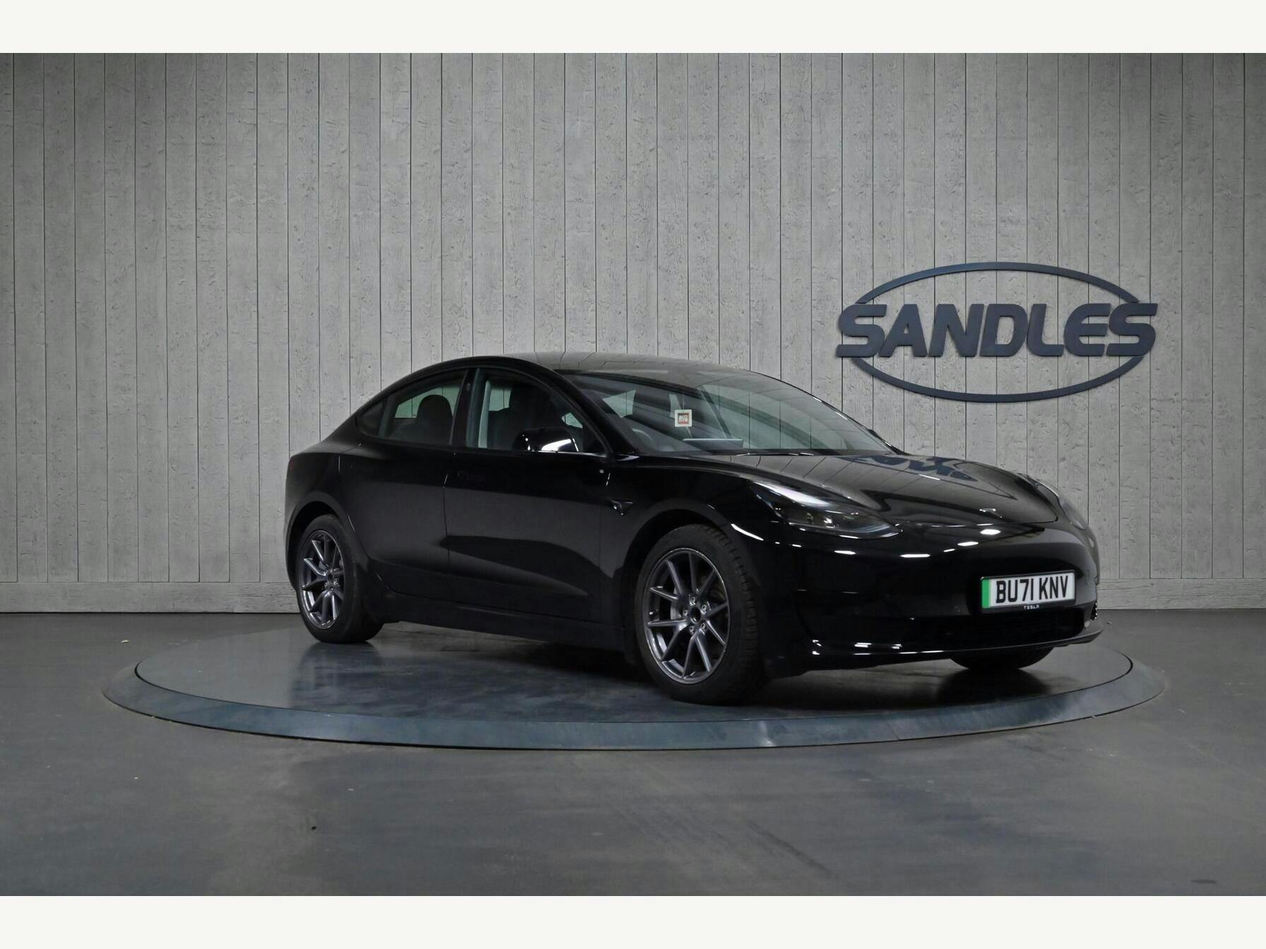 Tesla Model 3 Standard Range Plus Auto Rwd 4dr Saloon 2021