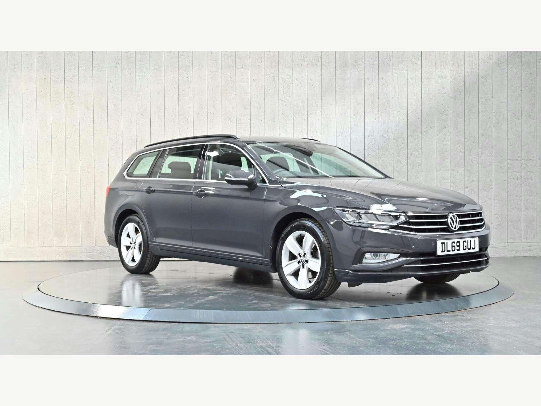 Volkswagen Passat 2.0 TDi Evo SE Nav Euro 6 (s/s) 5dr Estate 2020