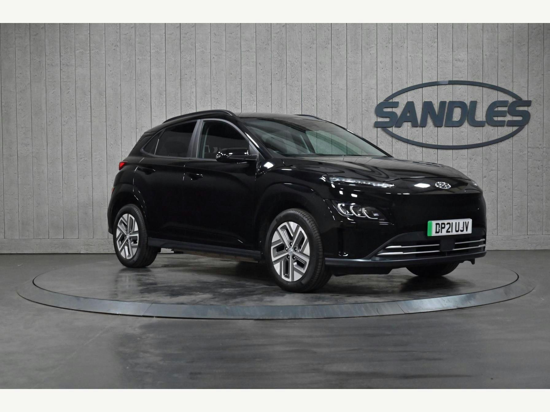 Hyundai Kona 39kwh Premium Auto 5dr (10.5kw Charger) Suv 2021