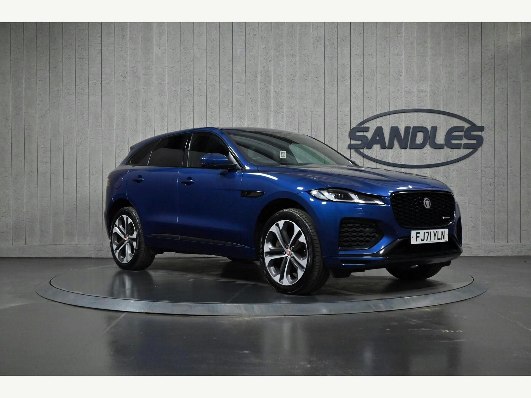 Jaguar F Pace 2.0 P400e 17.1kwh R-dynamic SE Auto Awd Euro 6 (s/s) 5dr Suv 2022
