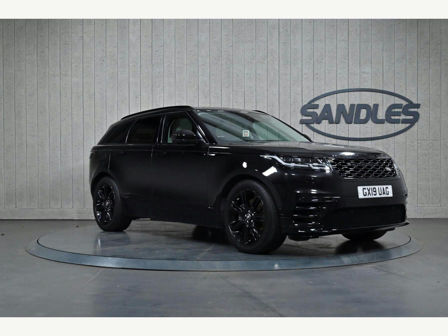 Land Rover Range Rover Velar 3.0 D300 R-dynamic SE Auto 4wd Euro 6 (s/s) 5dr Suv 2019