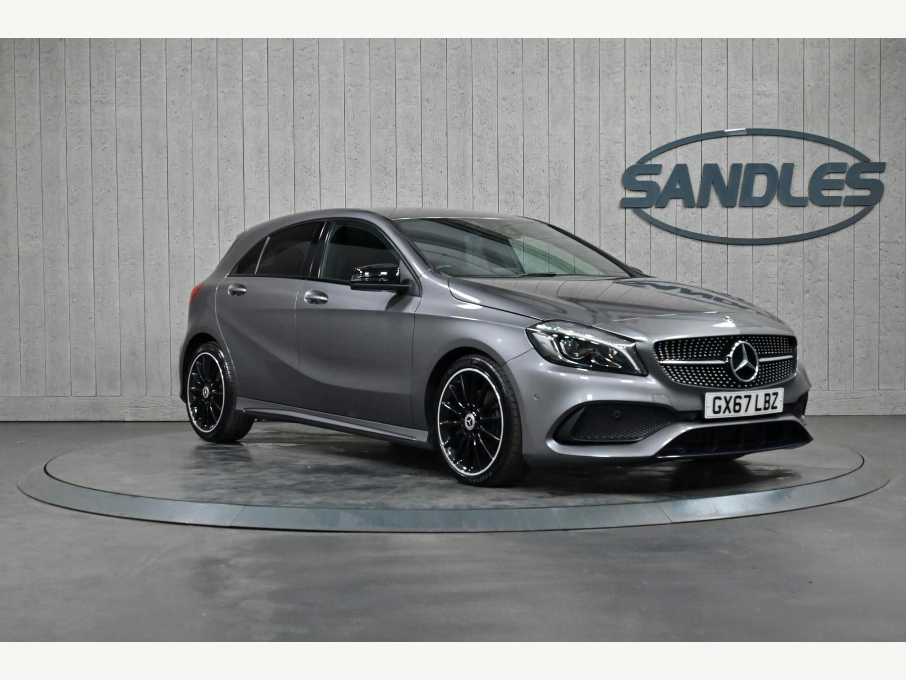 Mercedes Benz A Class 1.6 A200 Amg Line (premium) 7g-dct Euro 6 (s/s) 5dr Hatchback 2017