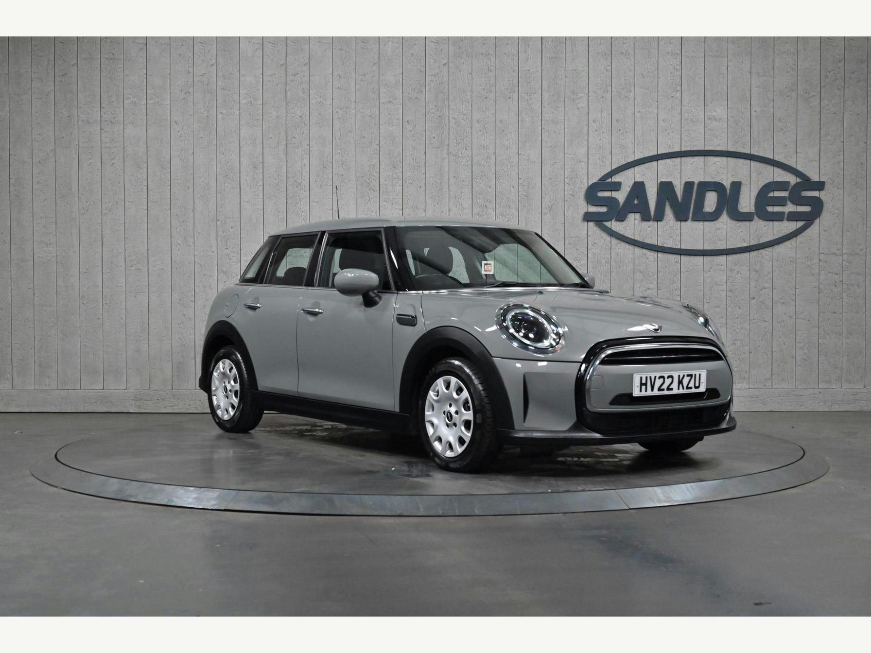 Mini Hatch 1.5 One Classic Steptronic Euro 6 (s/s) 5dr Hatchback 2022