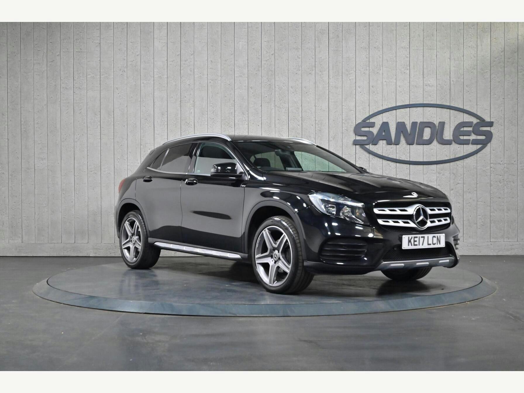 Mercedes Benz Gla 2.1 Gla200d Amg Line 7g-dct Euro 6 (s/s) 5dr Suv 2017