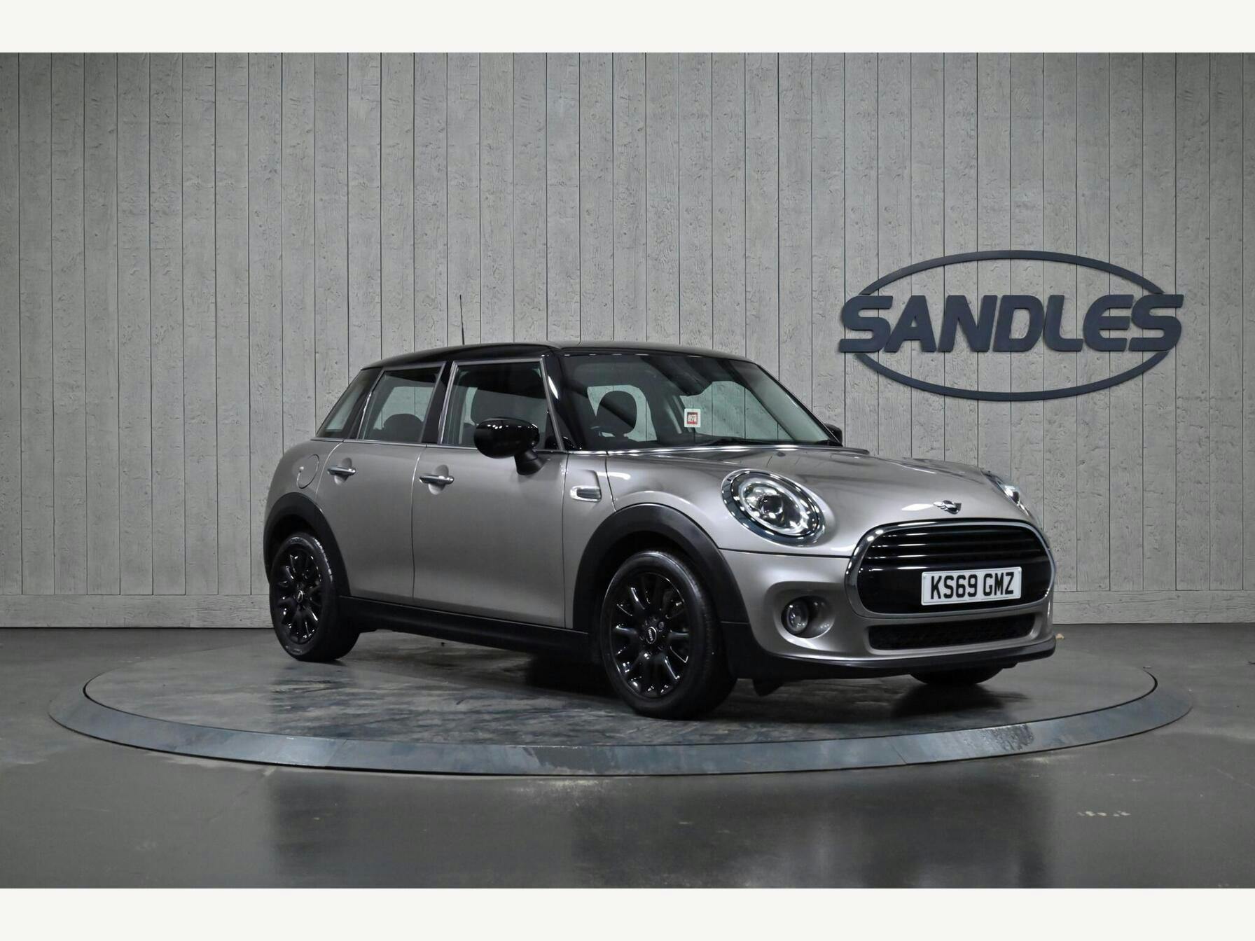 Mini Hatch 1.5 Cooper Classic Euro 6 (s/s) 5dr Hatchback 2019