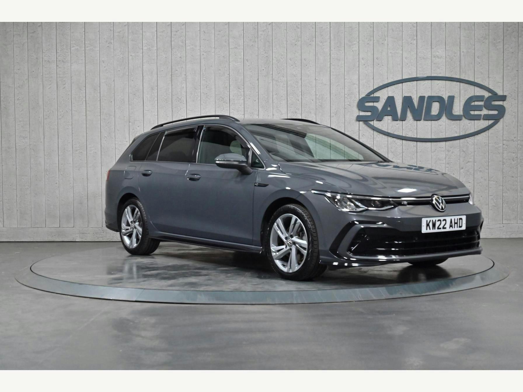 Volkswagen Golf 2.0 TDi R-line DSG Euro 6 (s/s) 5dr Estate 2022