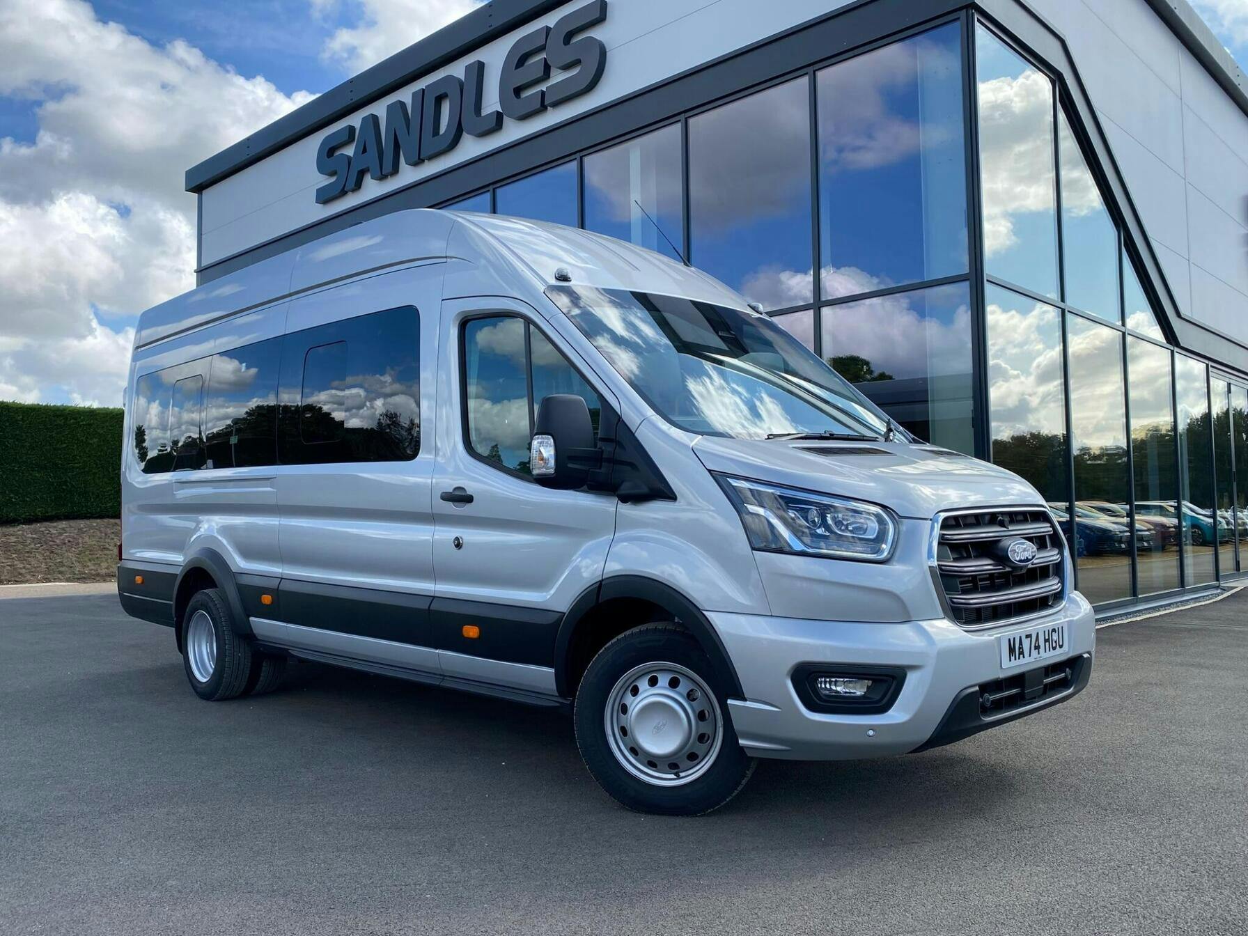 Ford Transit 2.0 460 Ecoblue Limited Auto Rwd L4 H3 Euro 6 (s/s) 5dr (17 Seat, Drw)  2024