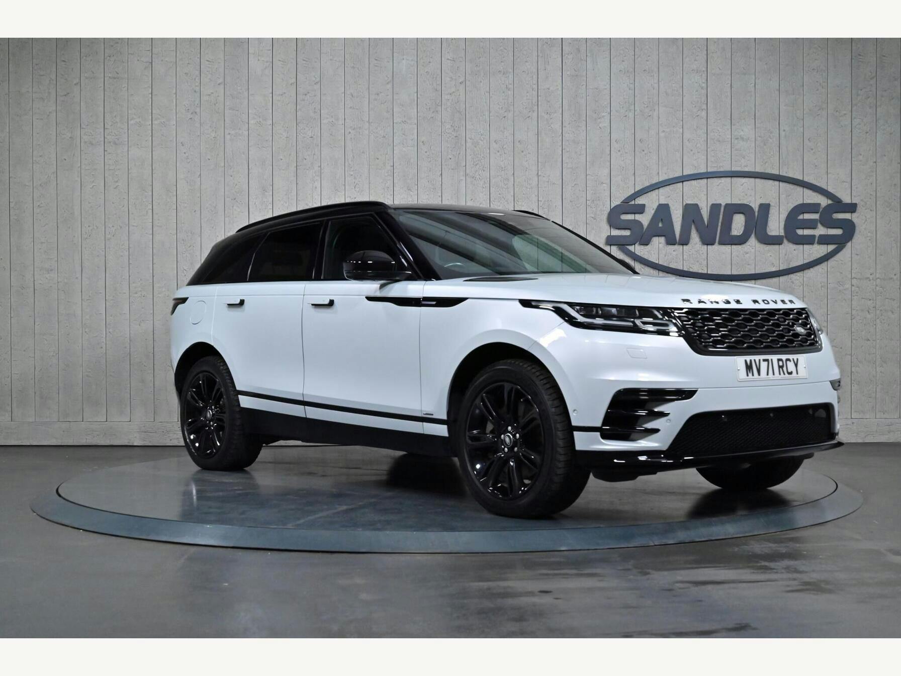Land Rover Range Rover Velar 3.0 D300 Mhev R-dynamic SE Auto 4wd Euro 6 (s/s) 5dr Suv 2021