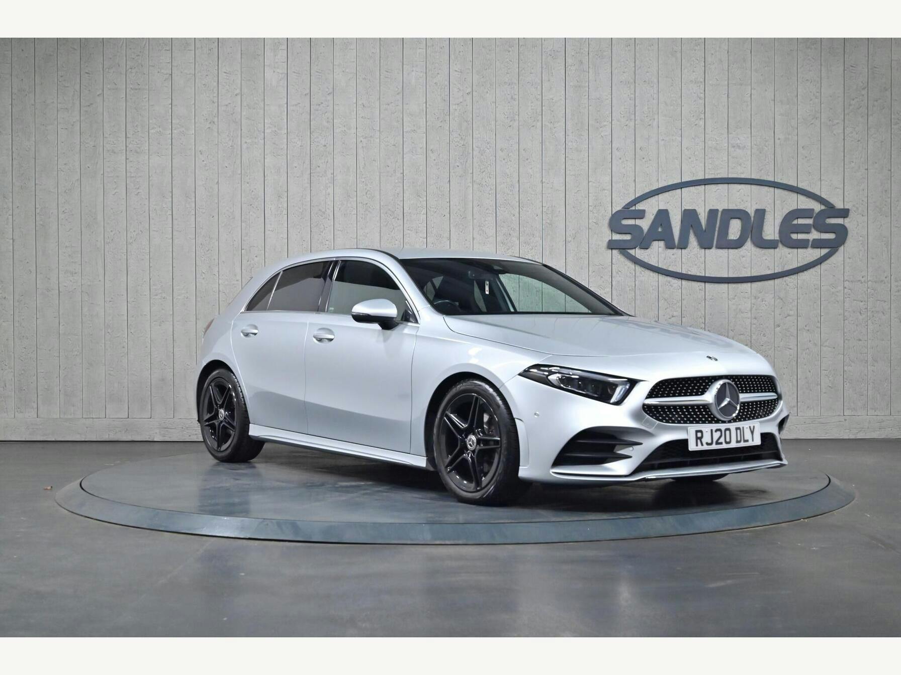 Mercedes Benz A Class 1.3 A180 Amg Line (executive) 7g-dct Euro 6 (s/s) 5dr Hatchback 2020