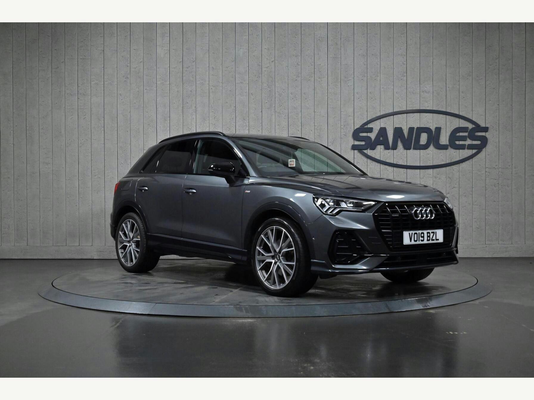 Audi Q3 2.0 Tfsi 45 Vorsprung S Tronic Quattro Euro 6 (s/s) 5dr Suv 2019
