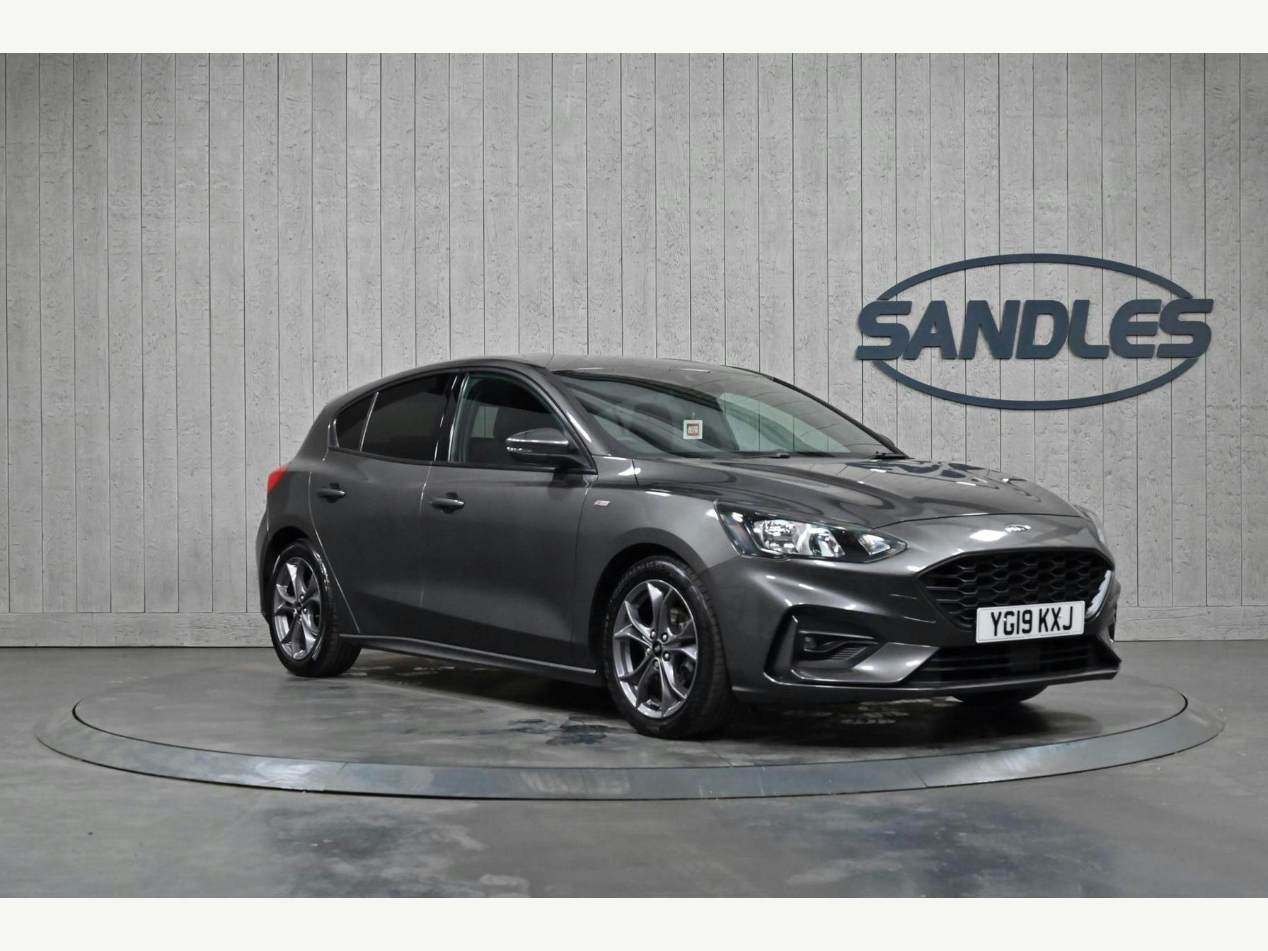 Ford Focus 1.0t Ecoboost St-line Euro 6 (s/s) 5dr Hatchback 2019