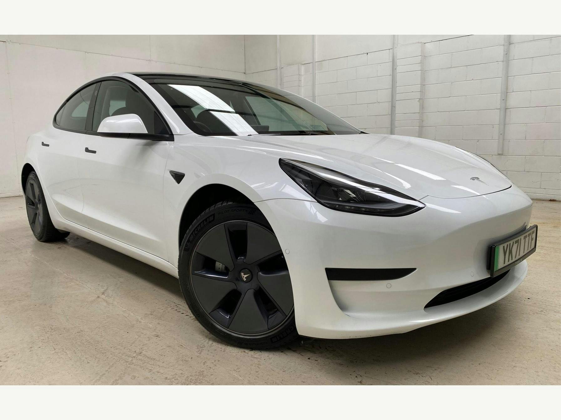 Tesla Model 3 Standard Range Plus Auto Rwd 4dr Saloon 2021